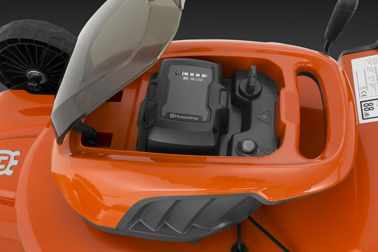husqvarna-lc-142is-without-battery-or-charger